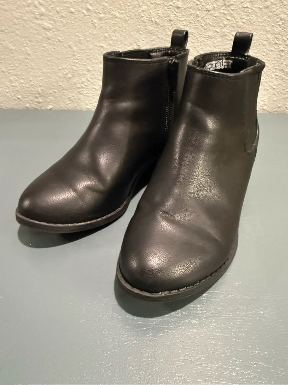 Old Navy - Girl’s Black Leather Ankle Booties - Slip-On